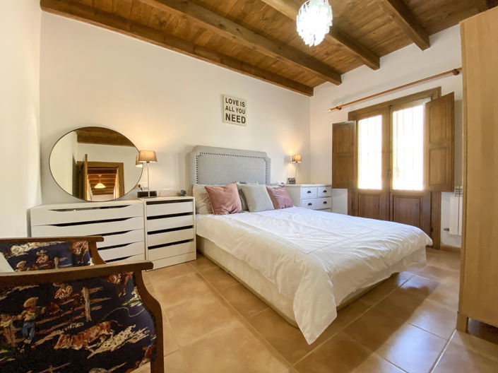 Image No.40-4 Bed Property for sale
