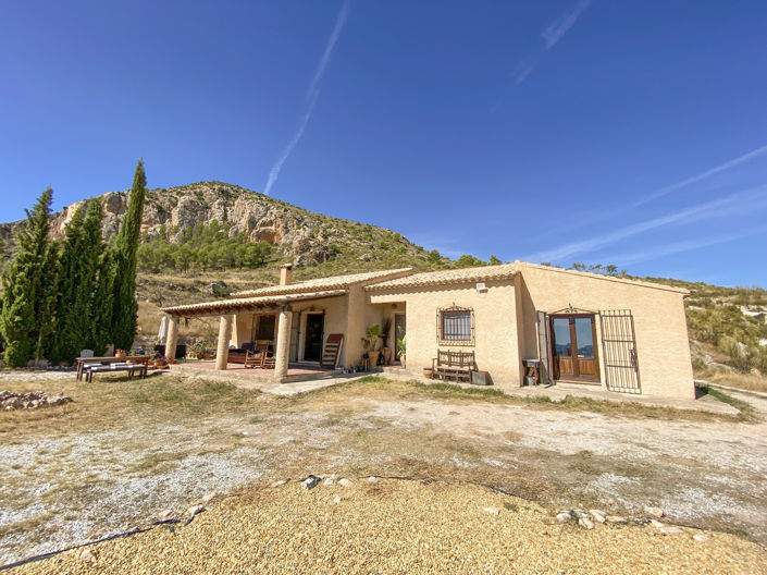 Image No.47-4 Bed Property for sale