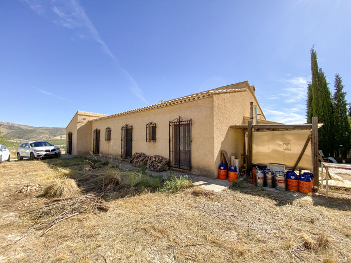 Image No.49-4 Bed Property for sale