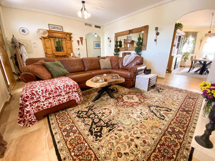 Image No.18-3 Bed Villa for sale