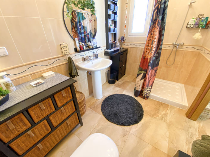 Image No.27-3 Bed Villa for sale