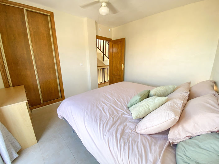 Image No.27-3 Bed Villa for sale