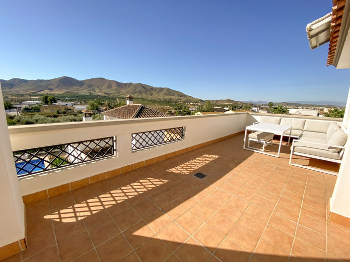 Image No.3-3 Bed Villa for sale