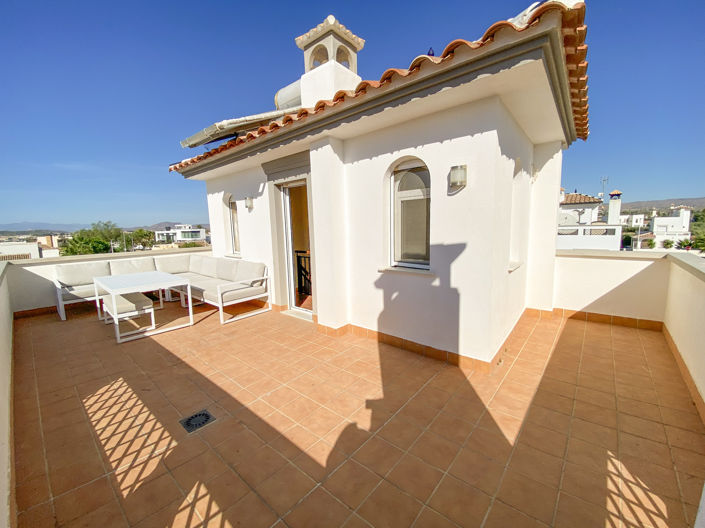 Image No.35-3 Bed Villa for sale