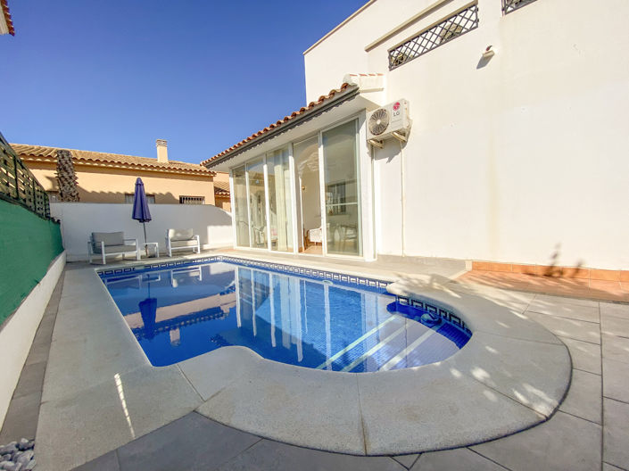 Image No.5-3 Bed Villa for sale