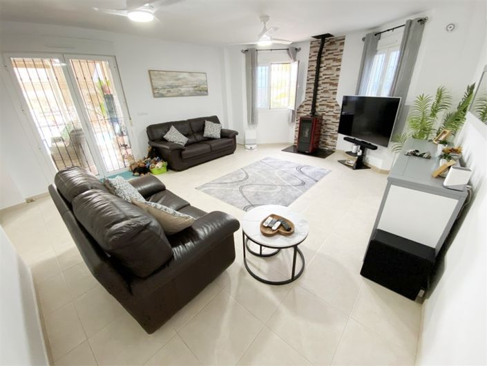 Image No.19-3 Bed Villa for sale