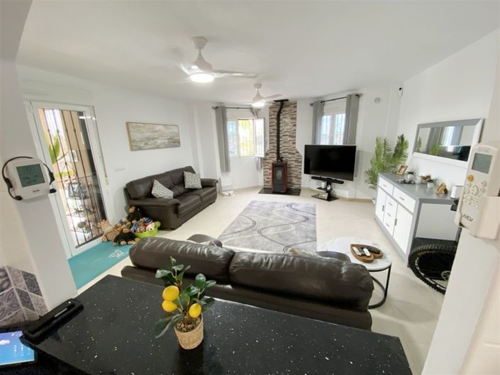 Image No.20-3 Bed Villa for sale