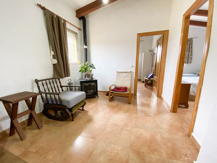 Image No.12-2 Bed Property for sale