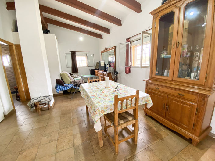Image No.14-2 Bed Property for sale