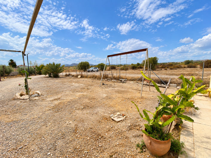 Image No.25-2 Bed Property for sale