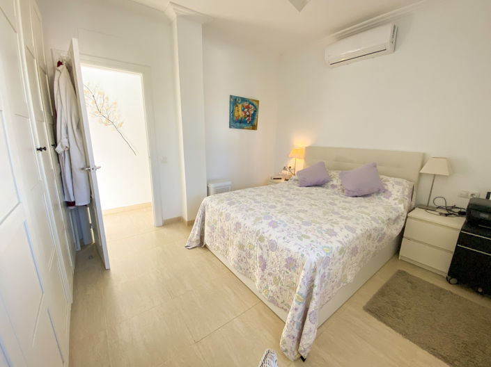 Image No.16-2 Bed Villa for sale