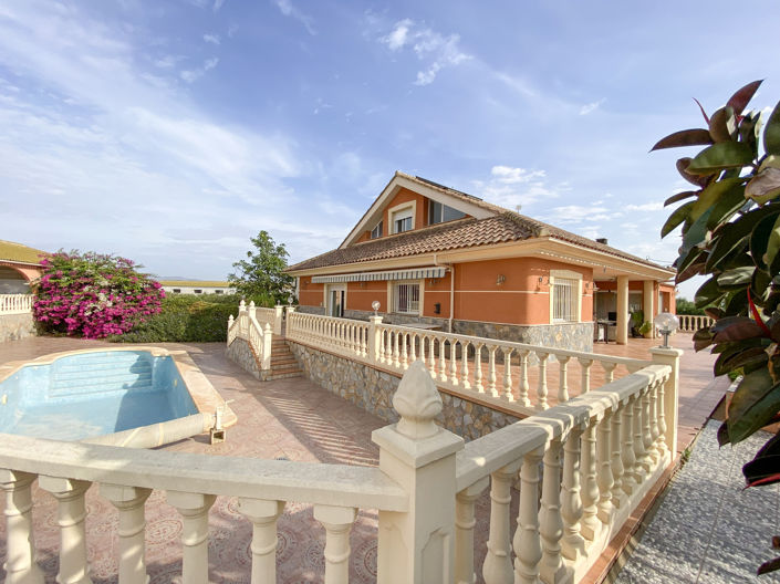 Image No.40-4 Bed Villa for sale