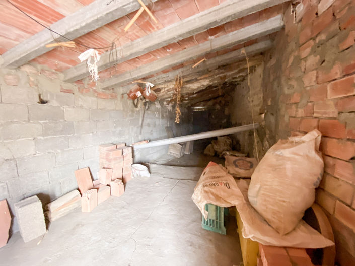 Image No.23-3 Bed Property for sale