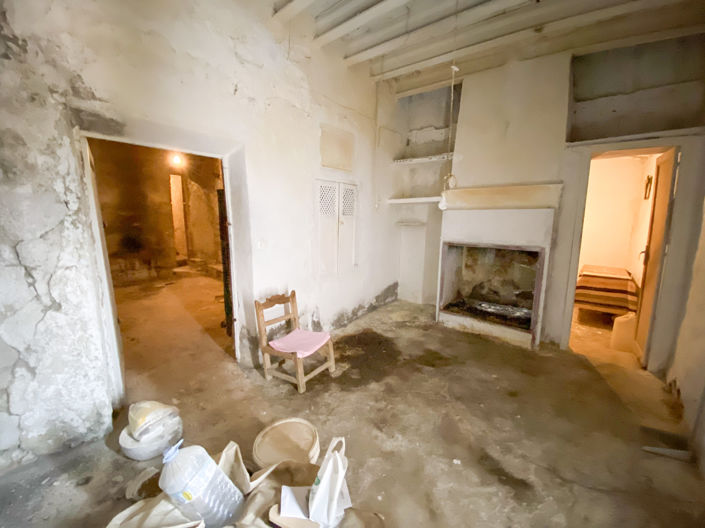 Image No.6-3 Bed Property for sale