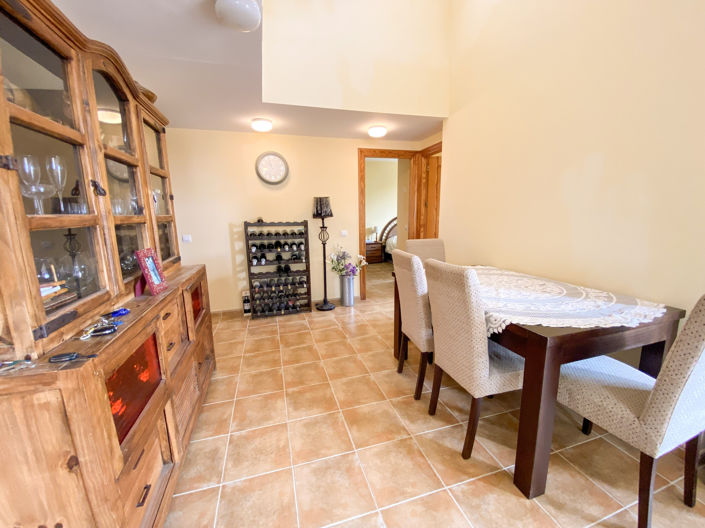 Image No.17-3 Bed Villa for sale