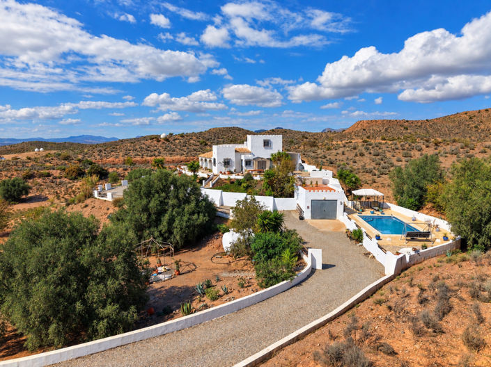 Image No.2-3 Bed Property for sale