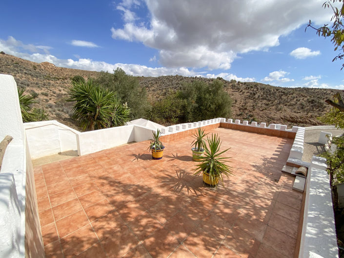 Image No.29-3 Bed Property for sale