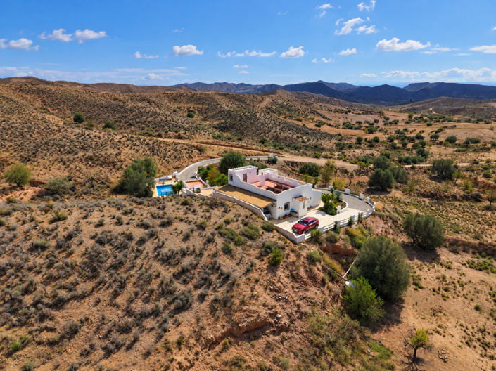 Image No.31-3 Bed Property for sale