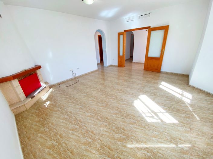 Image No.14-3 Bed Villa for sale
