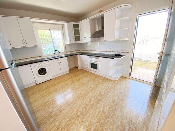 Image No.16-3 Bed Villa for sale