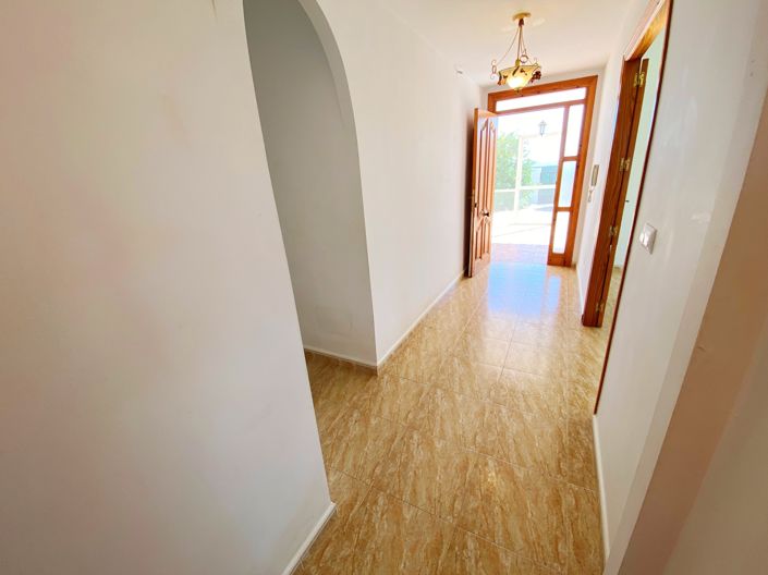 Image No.20-3 Bed Villa for sale