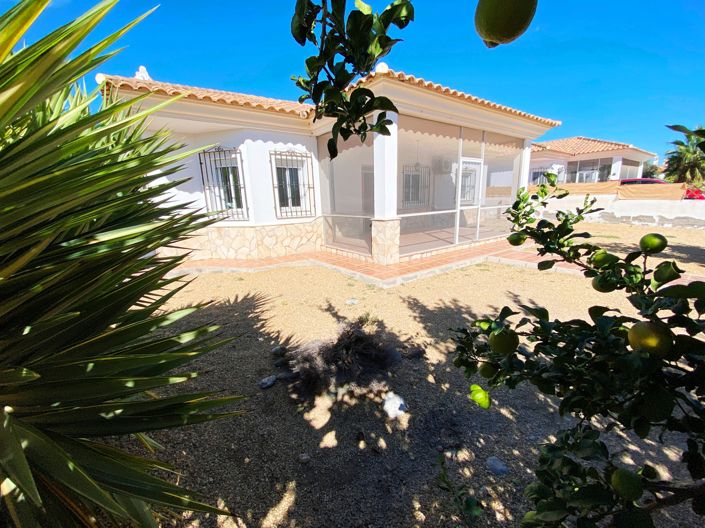 Image No.39-3 Bed Villa for sale