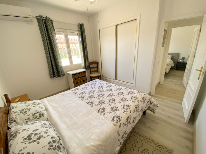 Image No.27-3 Bed Villa for sale