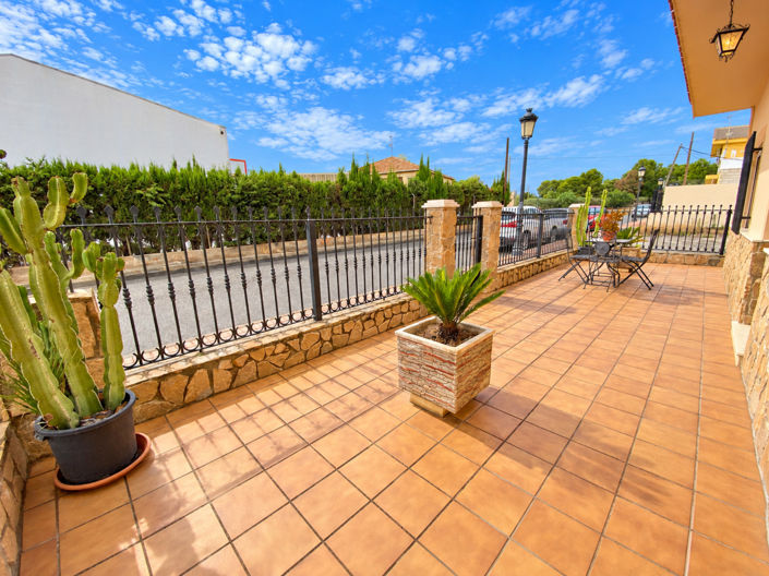 Image No.5-4 Bed Villa for sale