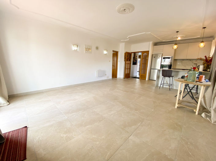 Image No.15-3 Bed Villa for sale
