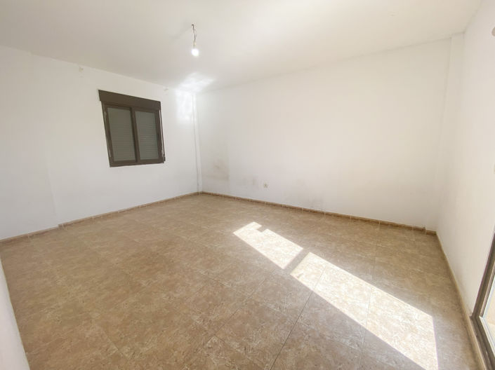 Image No.14-4 Bed Apartment for sale