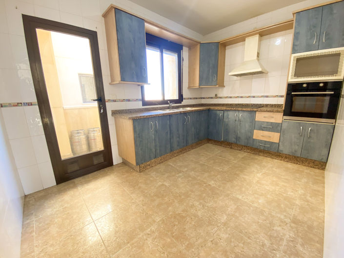 Image No.5-4 Bed Apartment for sale