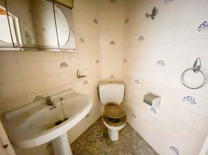 Image No.16-4 Bed Property for sale