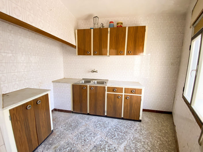 Image No.17-4 Bed Property for sale