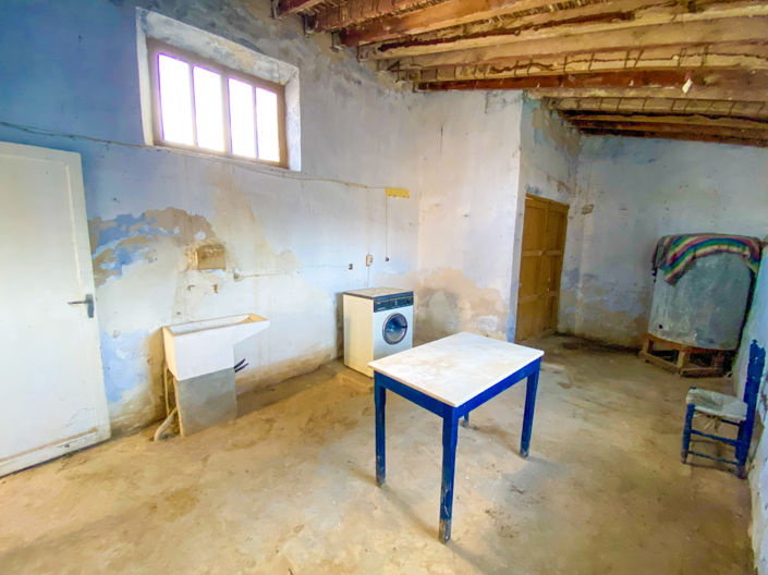 Image No.20-4 Bed Property for sale