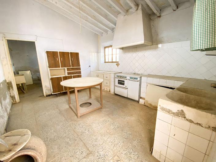 Image No.22-4 Bed Property for sale