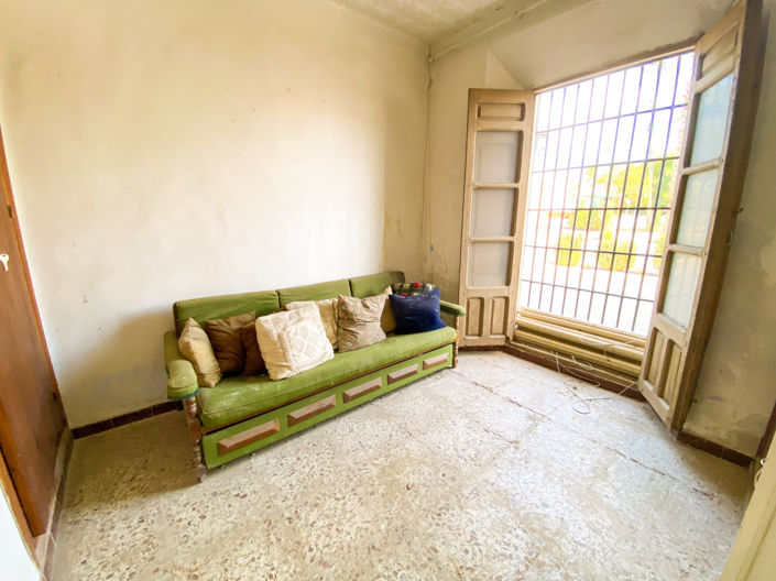 Image No.6-4 Bed Property for sale