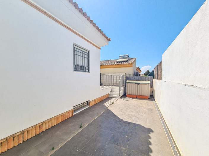 Image No.30-3 Bed Villa for sale