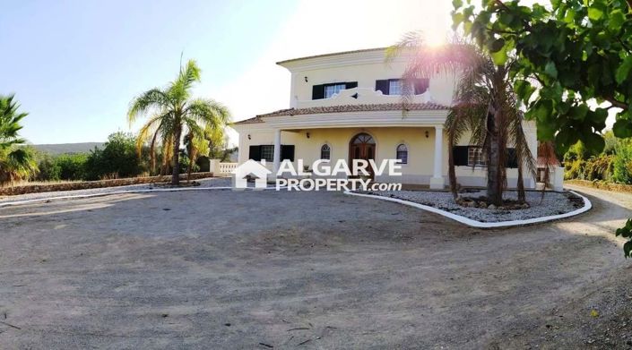 Image No.8-Villa de 6 chambres à vendre à Loule