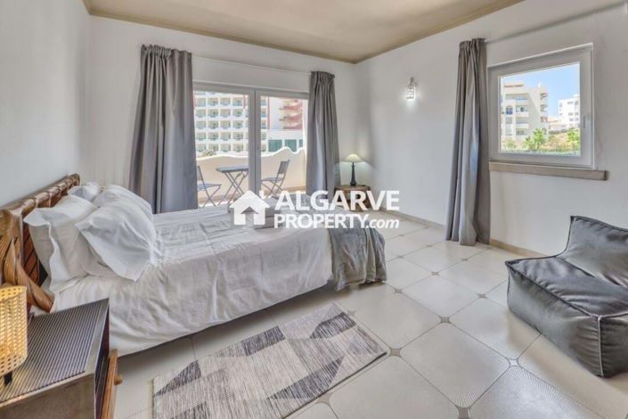 Image No.18-7 Bed Villa for sale