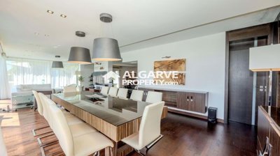 3-7418-78d1f4f8b6655591b02d22fabb36a692d73cca