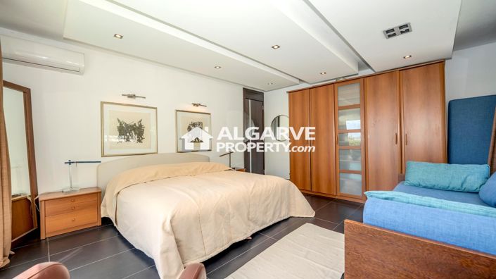 Image No.24-5 Bed Villa for sale