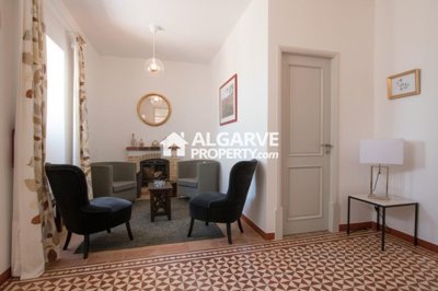 3-7257-78d1f4f8b6655591b02d22fabb36a692d73cca