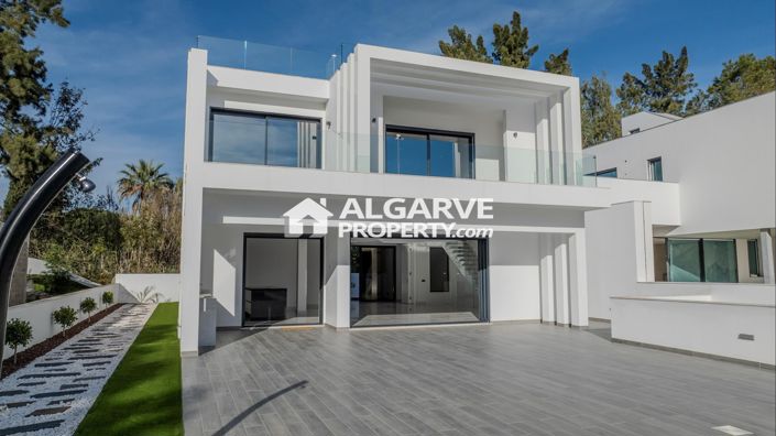 Image No.46-3 Bed Villa for sale