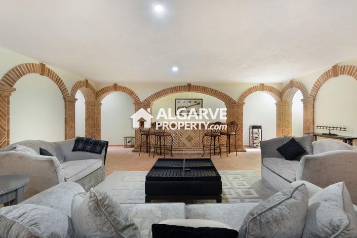 Image No.20-4 Bed Villa for sale