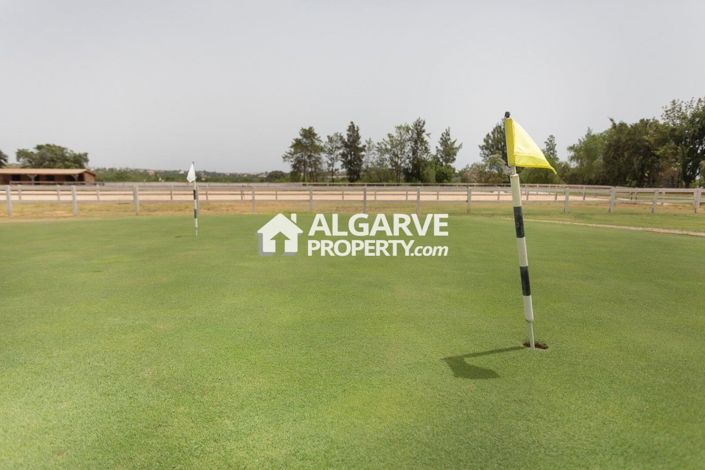 Image No.28-4 Bed Villa for sale