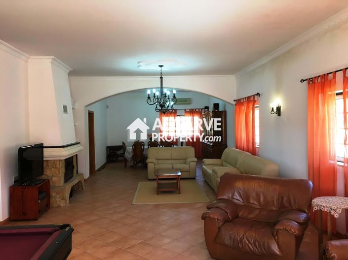 Image No.10-6 Bed Villa for sale