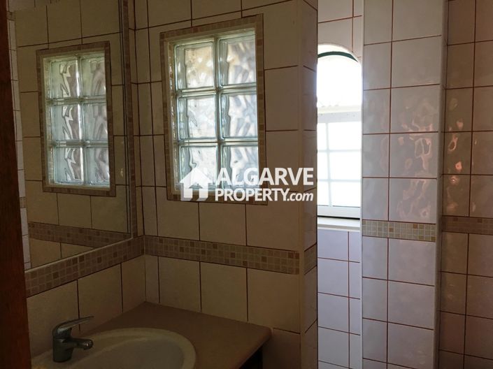 Image No.18-6 Bed Villa for sale