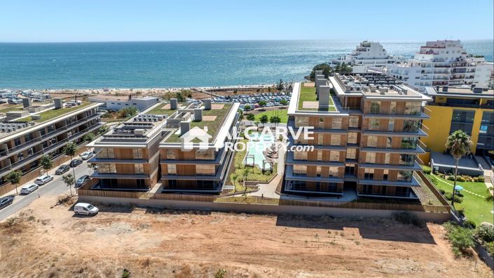 Image No.17-3 Bed Apartment for sale