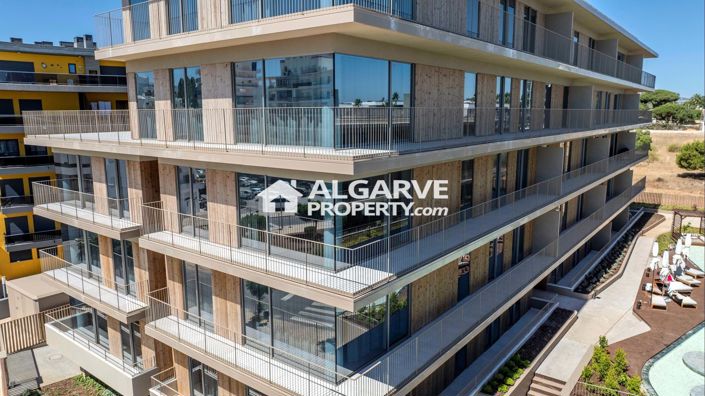 Image No.19-3 Bed Apartment for sale