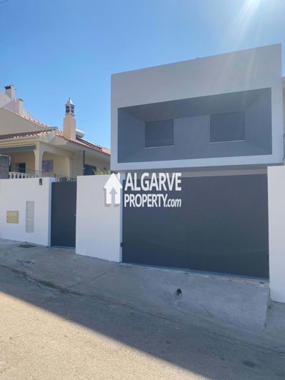 Image No.17-3 Bed Villa for sale